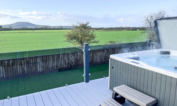 Edingworth Cabin | 2 bedroom accommodation in Edingworth