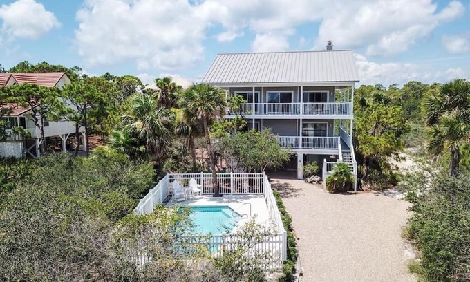 Treasure Beach Village House | Private Pool, 3 bed/2.5 bath, SGI Plantation, Pet Friendly