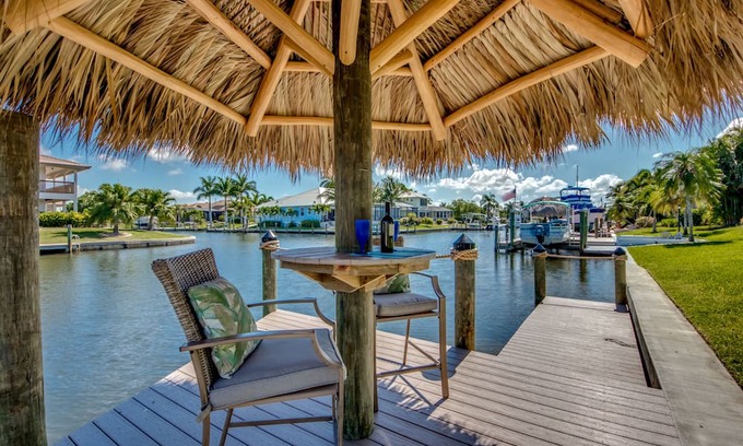 Pelican House | Popular Luxury Villa, Intersecting Canals, Htd Pool 90 Reviews!