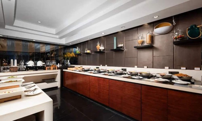 Optics Valley Hotel | ECHENG Wuhan Yangjiawan Metro Station