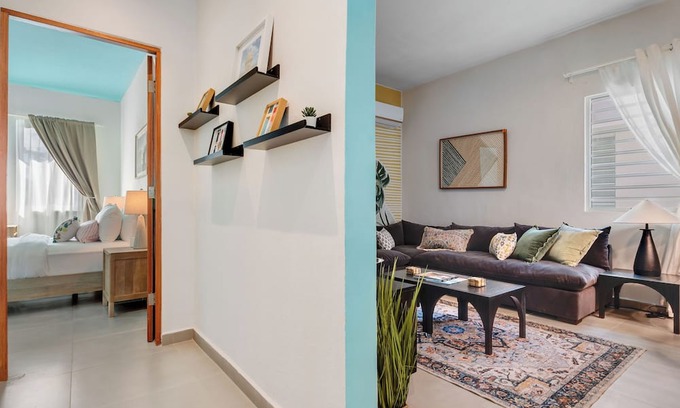 Condado Apartment | In Condado Beach Beautiful Pool With Tanning Bed