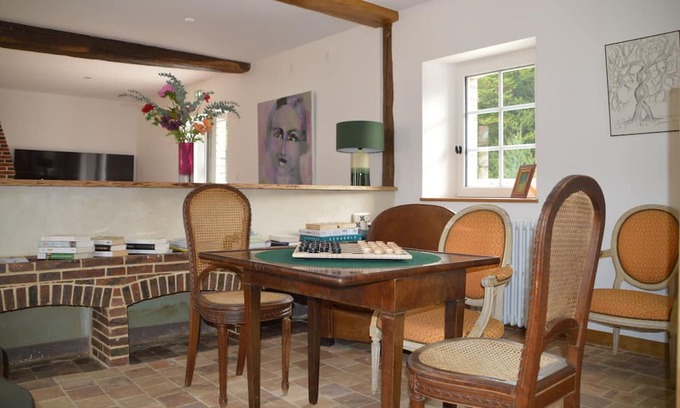 Digny House | Gîte de la Hallière