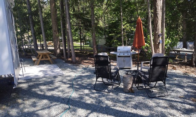 Celista House | Camping at Celista Bay on the scenic shores of Shuswap Lake!