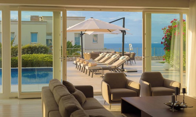 Crveni Vrh Villa | Charming 3-bedroom villa with WiFi, fitness room in Crveni Vrh