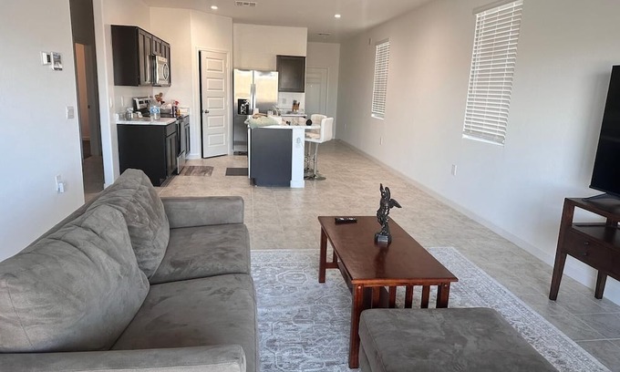 Pinal County House | Tranquil 3-bedroom house in Apache Junction with WiFi