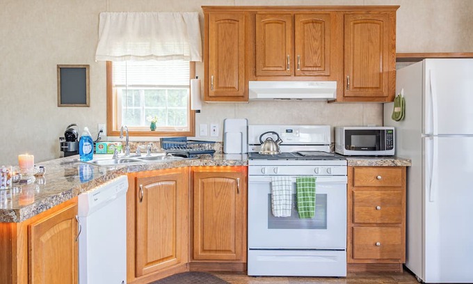 Olivebridge House | Cozy mobile home in centrally located, beautiful, Olivebridge.