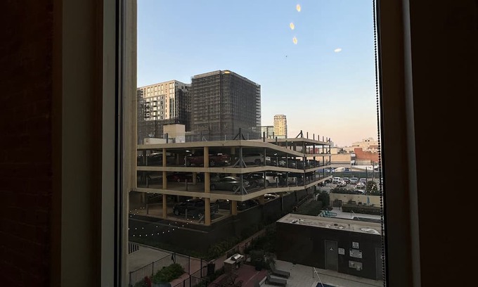 McLean Apartment | Historic Heart of Dallas ll Pool View