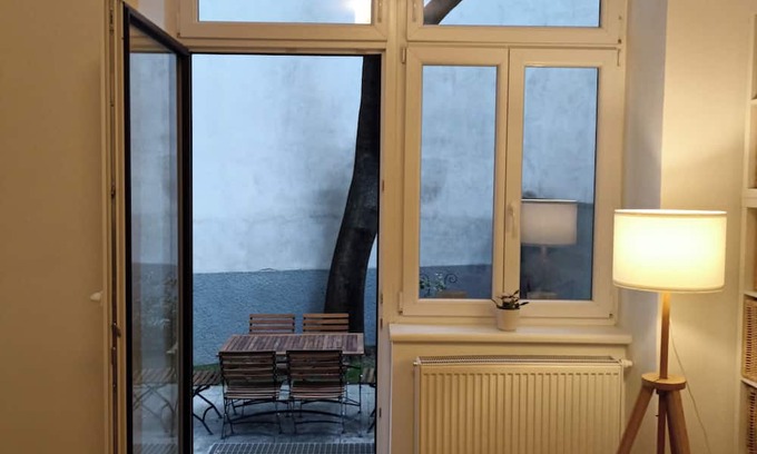 Simmering Apartment | 170sqm with private garden