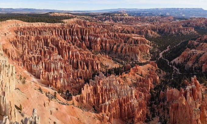 Panguitch RV Rental | Glamping bunkhouse located minutes from Bryce Canyon National Park