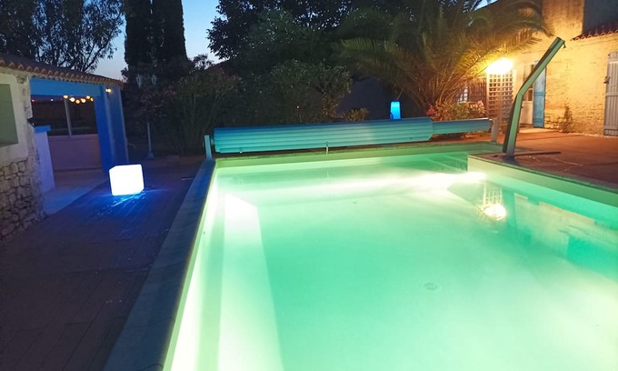 Sainte-Radegonde-des-Noyers Cottage | Studio Jazz