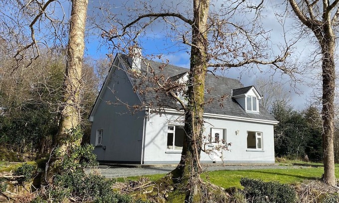 Kenmare Condo | 3 bedroom home to sleep 7 with stunning views of the Sheen River and Falls