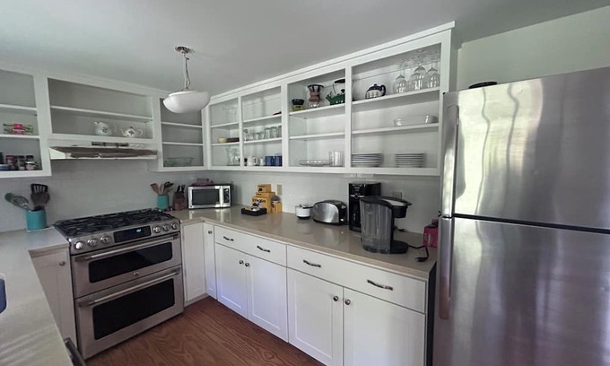 Wareham House | Wareham 3 bedroom with private beach
