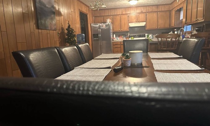Danville House | Spacious Home in Blairmount 8Min from Downtown Danville