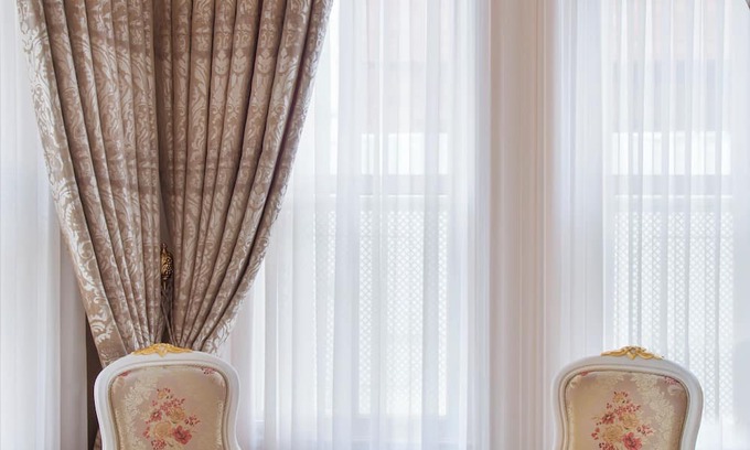Sultanahmet House | White Mansion on Historical Peninsula 4 x 4 Hammam Sauna Kitchen Winter Garden