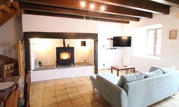 Jassat Cottage | Gite Marcenat, 3 bedrooms, 6 persons