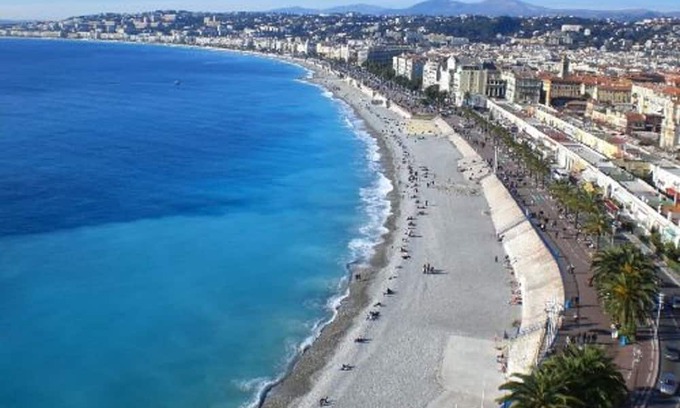 La Madeleine Apartment | Vrbo Property