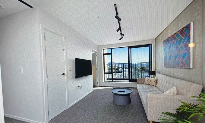 Wellington Apartment | Modern sunny apartment close to central wellington