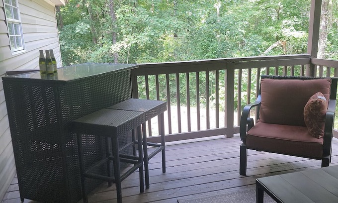 Eatonton House | Excellent Family Getaway off Crockett Creek Lake while enjoying Nature