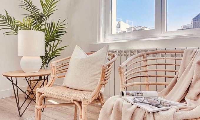 La Coruna Apartment | Main Street Deluxe Apartment