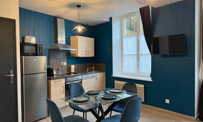 Sedan Apartment | Homerez - Charming Apartment in Sedan - 70 sqm with Terrace