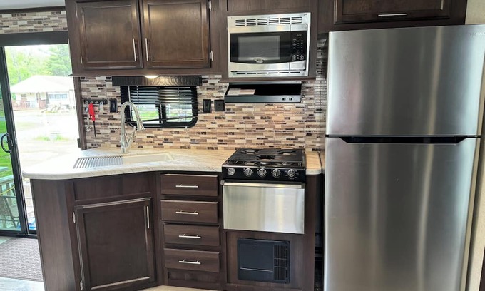 Clarksville House | Camp for summer rental For 2