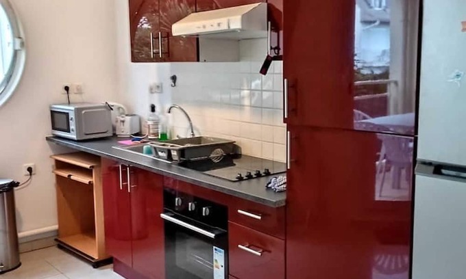 Saint-Denis Apartment | Homerez - Apt central Saint-Denis