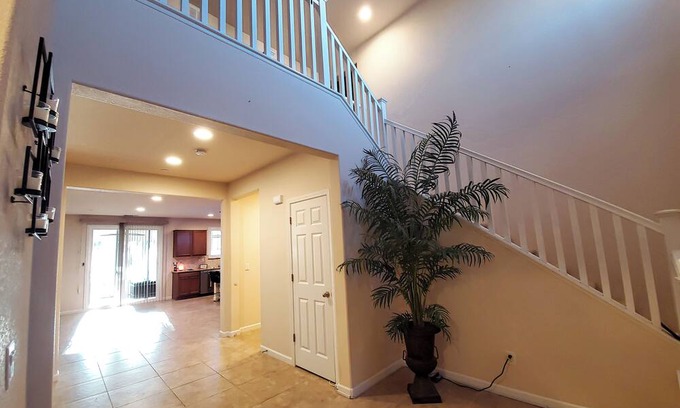 Elk Grove House | Private Room In Luxury Home Next To New Casino