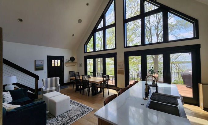 Faribault Cabin | Lake house with stunning views of Roberds Lake year round!