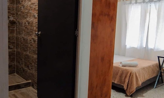Itagui House | Some steps away from Envigado Station. Quiet house to rest and work remotely