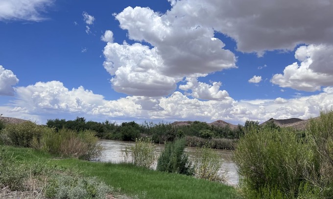 Radium Springs RV Rental | Horner Hacienda, primitive dry campground on the bank of the Rio Grande River!