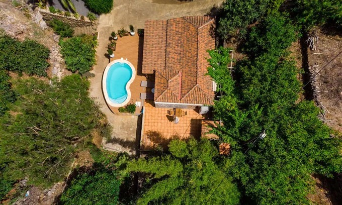 Tijarafe Villa | Holiday Home 'El Manso' with Sea View, Wi-Fi and Air Conditioning
