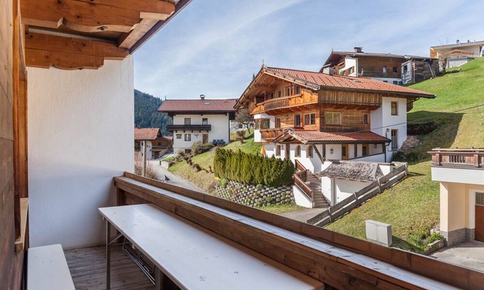 Oberau Apartment | Apartment 'Landhaus Sonnenzauber Sonnenzauber1' with Mountain View, Terrace and Wi-Fi