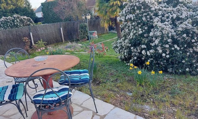 Saint-Gervais-la-Foret House | Homerez - House for 4 ppl. with garden and terrace at Saint-Gervais-la-Forêt