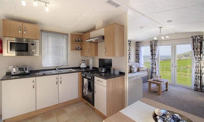 Dunbar House | 2 Bedroom Viceroy Echo Caravan