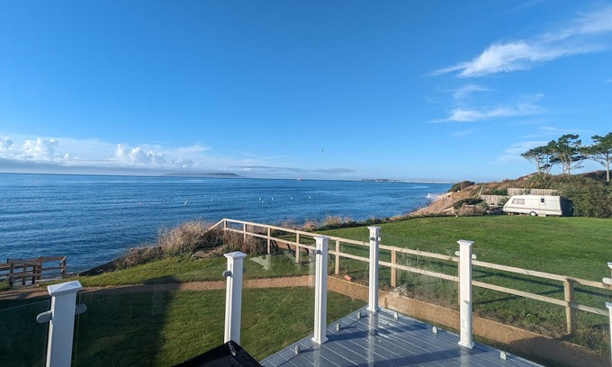 Holworth Cabin | Moselle pitch 24 Creek Caravan Park