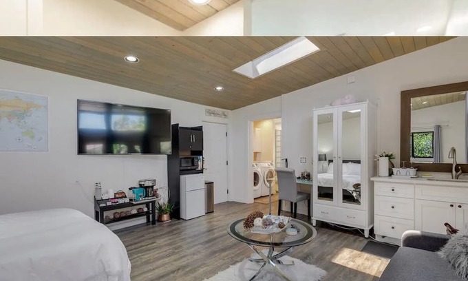 Paradise Valley House | Luxury 6 Bd/4 Ba Retreat house with Outdoor Jacuzzi Near San Francisco/SFO