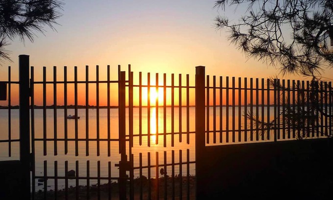 La Strea Villa | Villa 'La Pineta Sul Mare' with Sea View, Private Terrace and Air Conditioning
