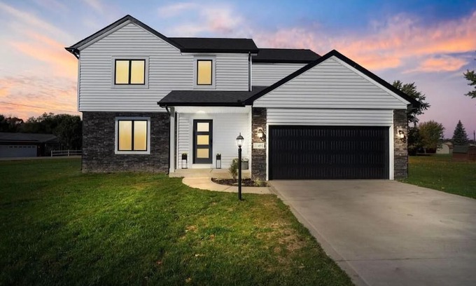 Enchanted Hills House | Like new 4 bedroom 2.5 bath home with boat slip on Lake Wawasee, IN. Sleeps 11+