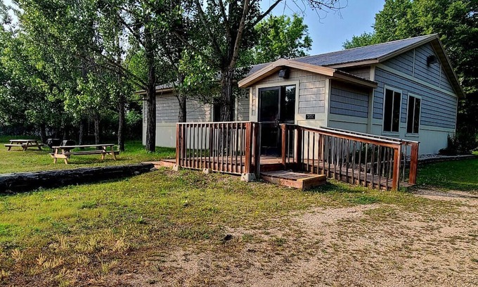 Clitherall Cabin | North Star Cabin | Spitzer Lake, Minnesota