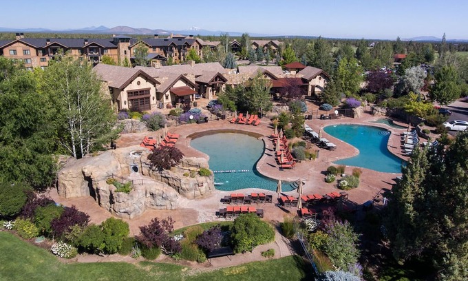 Pronghorn House | 4 BR Pet-Friendly Townhouse @ Juniper Preserve Resort