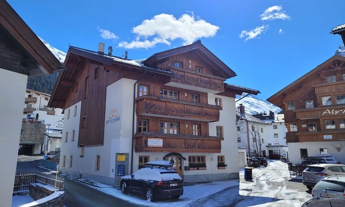 Galtur Apartment | Beautiful apartment for 4 people with WIFI, TV, balcony and parking