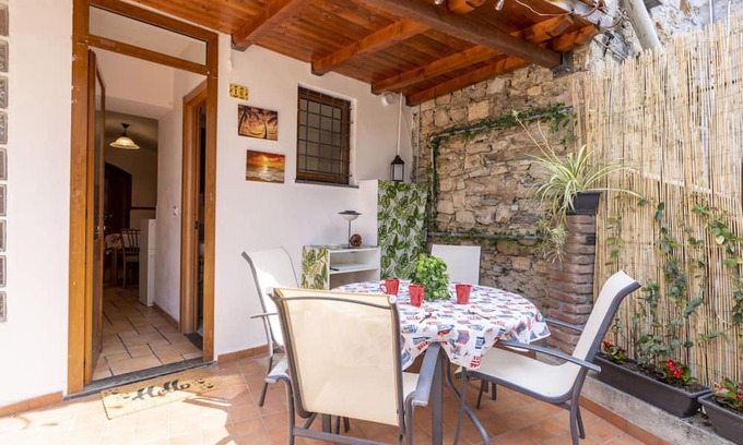 Pompeiana House | Wonderful villa for 4 people with WIFI, TV and pets allowed