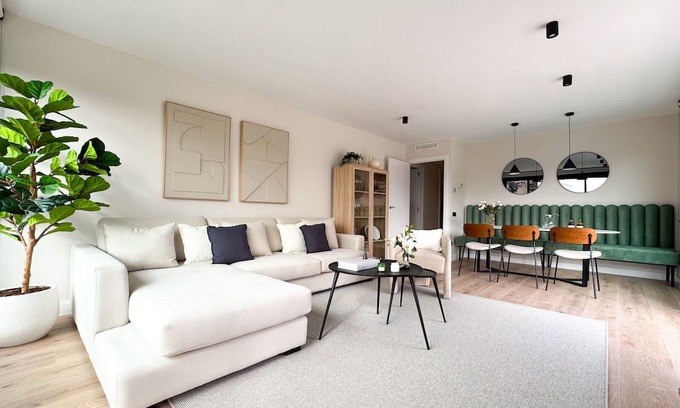 Pozuelo de Alarcon Apartment | Apartment with parking and pool in Pozuelo.