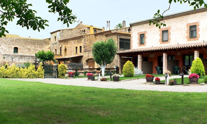 Serra de Daro Cottage | Apartamento Rural en el Baix Empordà, Ideal Para Famílias