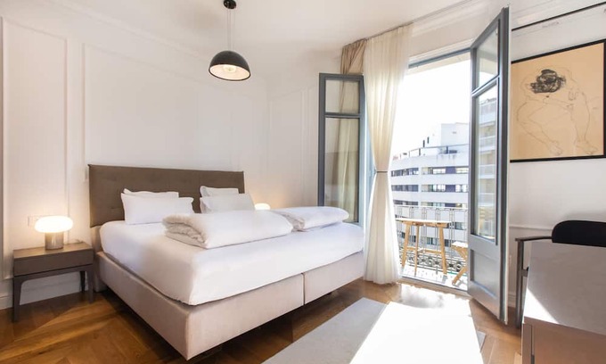 el Camp d'en Grassot i Gracia Nova Apartment | Stunning Brand New 4BR 4BATH Sagrada Familian