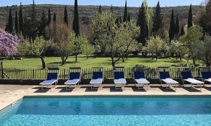 Valaurie House | Homerez - Nice house for 2 ppl. with shared pool, garden and terrace at Valaurie