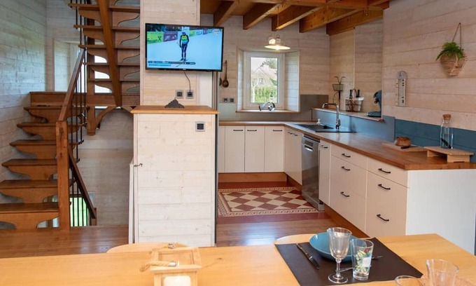 Poilley Cottage | Gite Poilley (Manche), 2 bedrooms, 3 persons