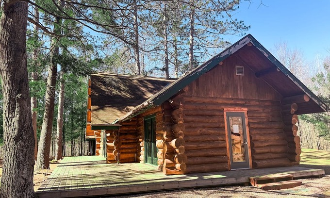Pine County Cabin | Cozy log cabin located on a peaceful river near ATV trails and historic Duluth