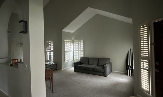 North Hills House | Cozy 4-bedroom pool house with WiFi and Fireplaces in lovely Los Angeles Hills