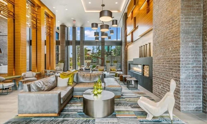 Reston Apartment | Town Center | 10 min from WA Dulles Airport | Reston